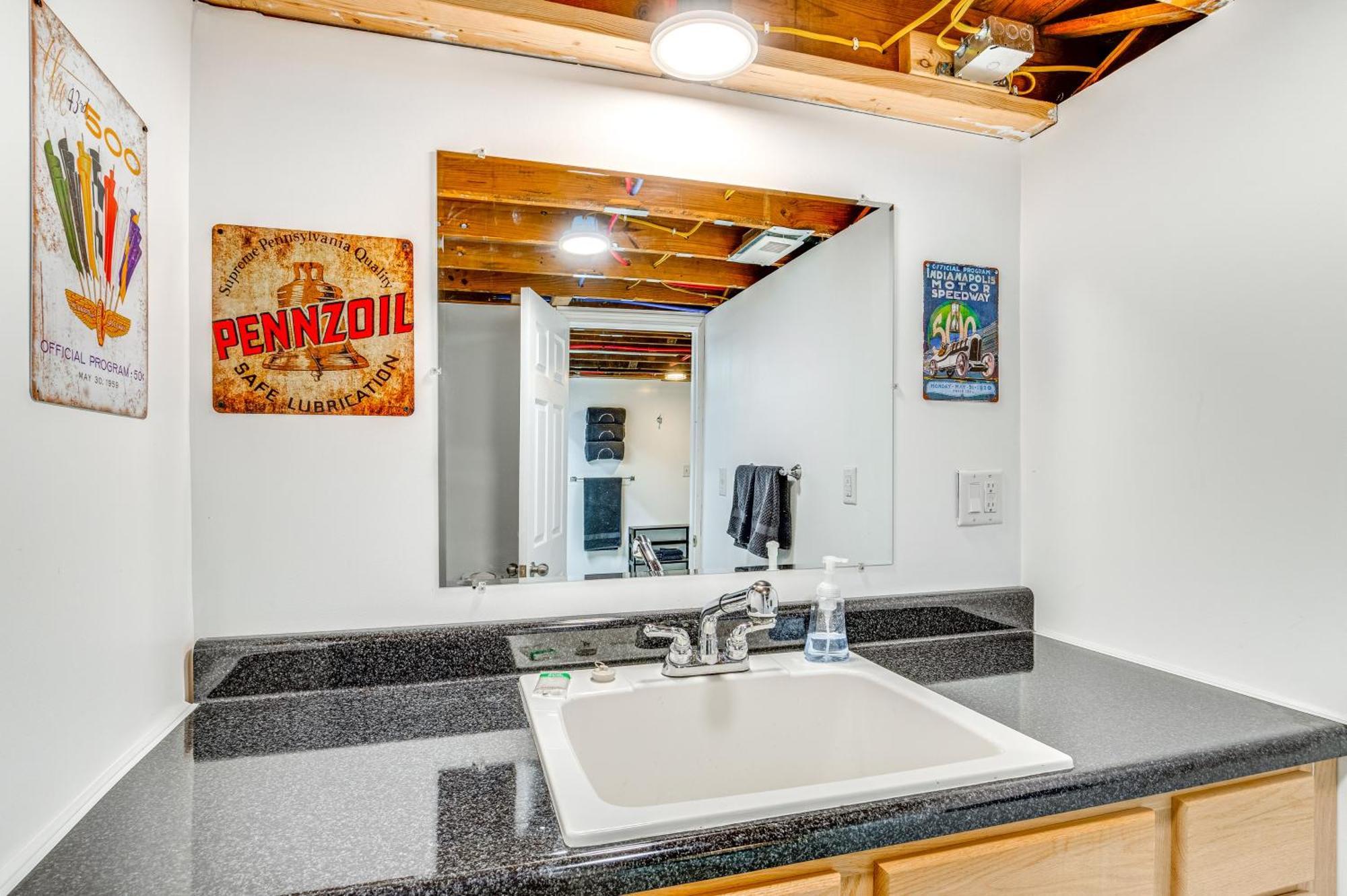 Indianapolis Area Home - Walk To The Speedway! Экстерьер фото